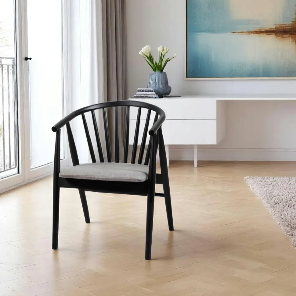 Chaise noire à barreaux - tissu gris TENA