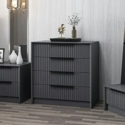 Commode moderne 4 tiroirs grise, façade rainurée BYRON