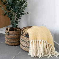 Panier cache-pot en feuille de bananier, tons noir et naturel (lot de 2)