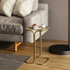 Petite table d'appoint dorée carrée - finition mate JENA