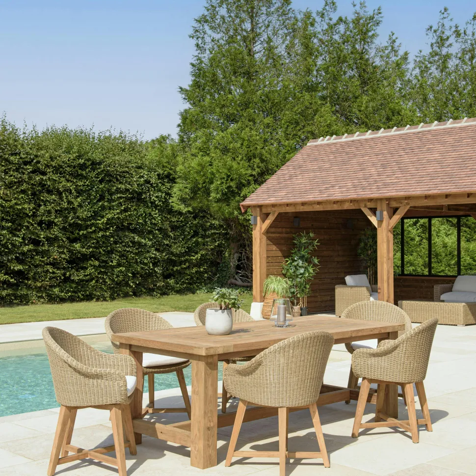 Salon de jardin teck naturel 1 table pieds droits 220 cm + 6 fauteuils arrondis résine tressée MANY