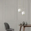 Suspension design dorée 2 globes blancs sur cadres SIERRE