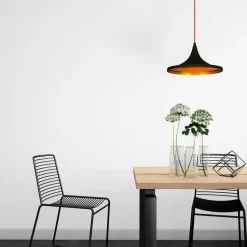 Suspension moderne noire mate câble rouge, forme évasée SILE