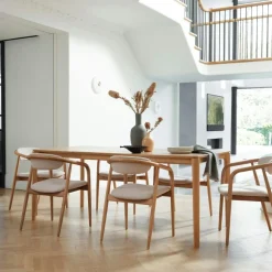 Table à manger ronde en chêne clair avec rallonge intégrée 130-170 cm DERBY