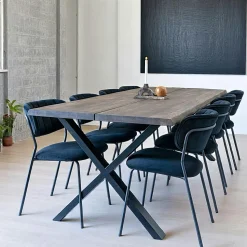 Table à rallonge en bois de chêne fumé avec bordures naturelles 200 cm SAVONE