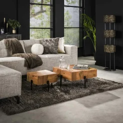 Table basse carrée motif damier en bois d'acacia MELBOURNE