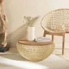 Table basse coffre ronde rotin beige et teck recyclé 66 cm SWING