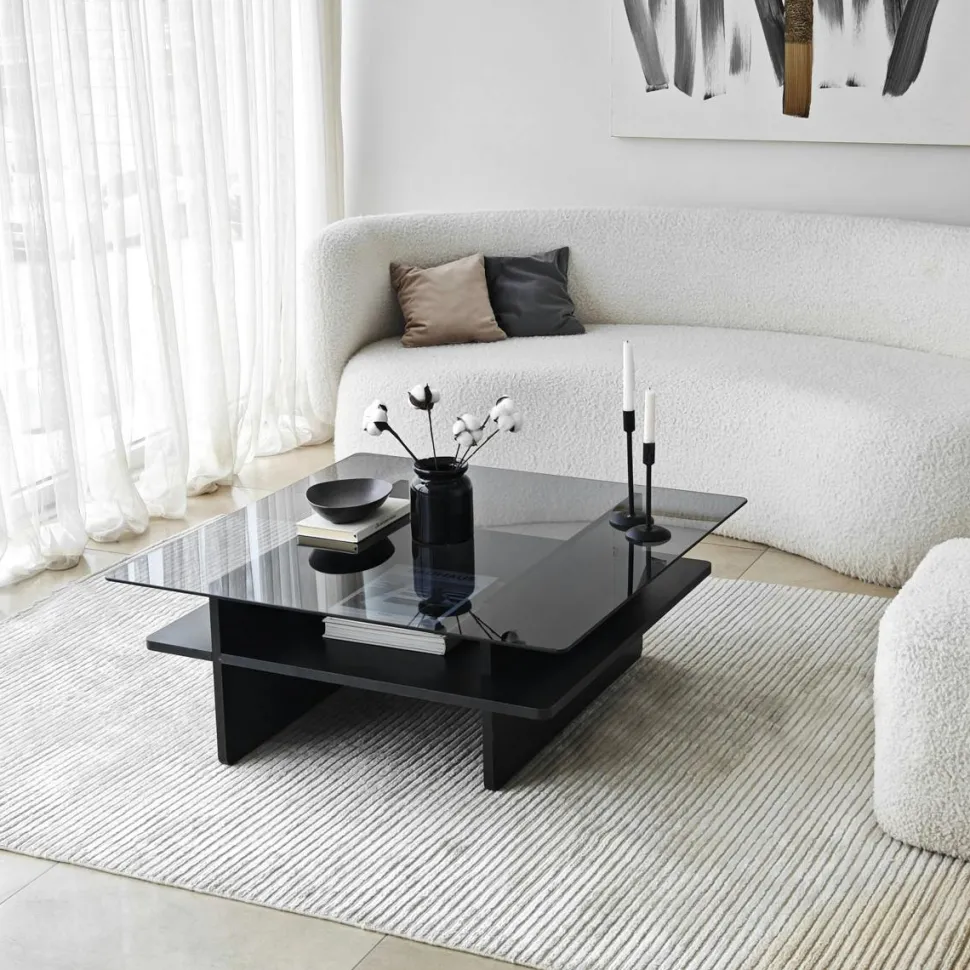 Table basse verre fumé carrée, base noire SALTA