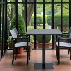 Table bistrot mélamine grise - pied métal noir, 70 cm NAPA