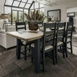 Table extensible en bois finition bleu profond 180-230 cm HOVE