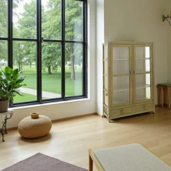 Vitrine Hévéa 2 portes vitrées, 2 tiroirs 120x38x170cm GALA